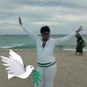 Meet your Posher, Yolanda